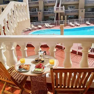 https://maxo-house.hotelsfuerteventura.org